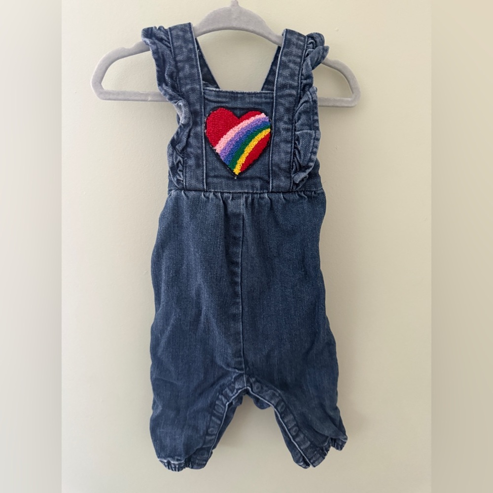 Hanna Andersson Rainbow Heart Ruffle Overalls 60 cm (3-6 Months)